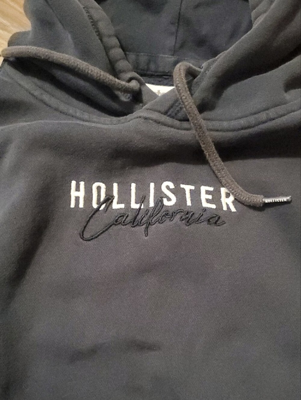 Hollister Dark Navy Logo Hooded Sweatshirt - Picture 3 of 7